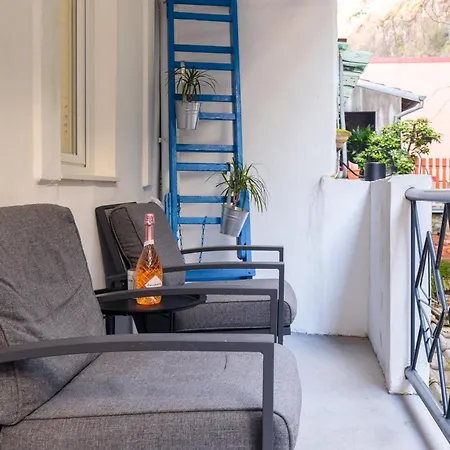 Capo Franko Apartment Rijeka Exterior photo